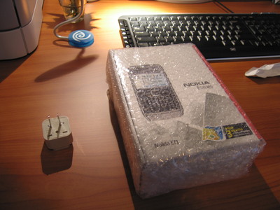 Nokia E71 box