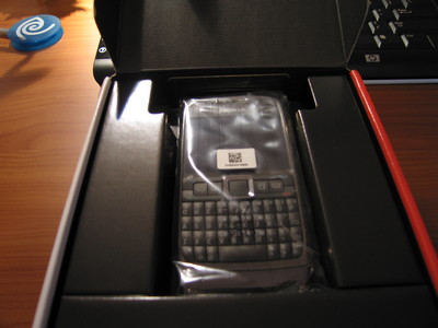 Nokia E71 opened