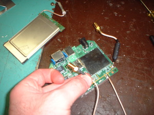 DWL-900AP antenna connector soldered
